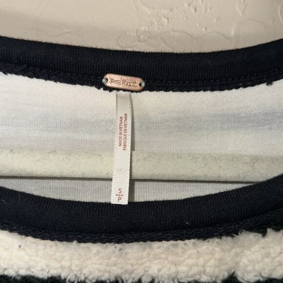 Free People Breton Striped Pullover cropped fuzzy long sleeve sweater - Picture 3 of 7